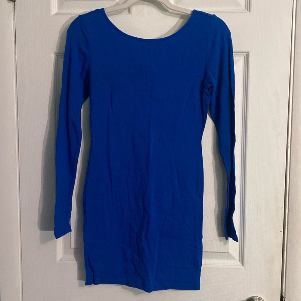 Forever 21 blue long sleeve top, small